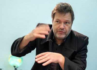 "Die Wirklichkeit verändert sich eben so radikal."