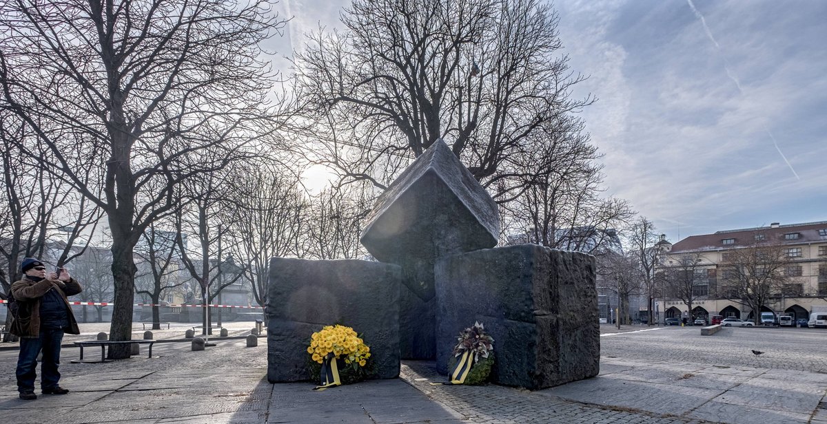 Das Mahnmal "für die Opfer der nationalsozialistischen Gewaltherrschaft" auf dem Stuttgarter Stauffenbergplatz. Foto: Joachim E. Röttgers