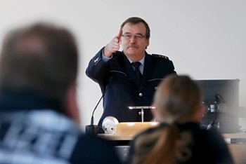 Norbert Walz, Stellvertreter des Polizeiführers beim Wasserwerfer-Einsatz. Foto: Joachim E. Röttgers