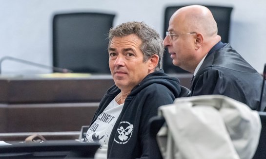 ... und Gregor Samimi (rechts) mit Mandant.