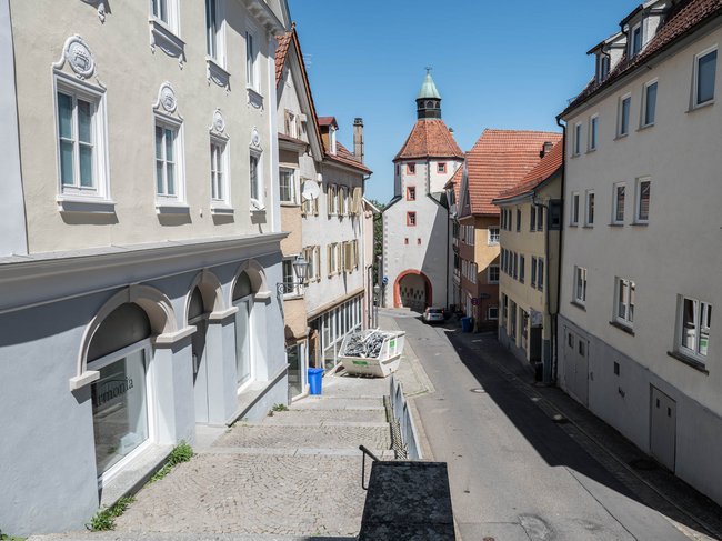 Hechingen, ein "verschlafenes Kaff": leerstehende Läden, ausgestorbene Innenstadt.