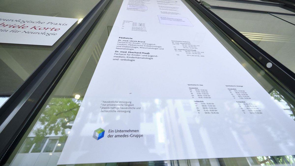 Investitionsobjekt Ärztehaus: Onkologikum und Endokrinologikum nahe der Stuttgarter Liederhalle. Fotos: Joachim E. Röttgers Investitionsobjekt Ärztehaus: Onkologikum und Endokrinologikum nahe der Stuttgarter Liederhalle. Fotos: Joachim E. Röttgers