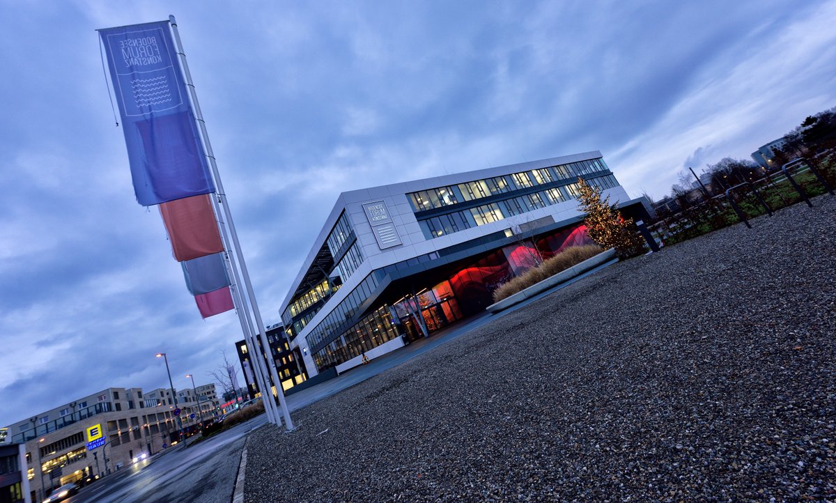 Aus dem Endlosroman "Gescheiterte Großprojekte": Das Bodenseeforum. Foto: Patrick Pfeiffer