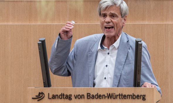 Wolfgang Gedeon, als er noch AfD- und Landtagsmitglied war. Foto: Jens Volle