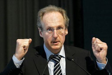 OB Schuster ist erst für Abriss, dann für Erhalt. Foto: Joachim E. Röttgers