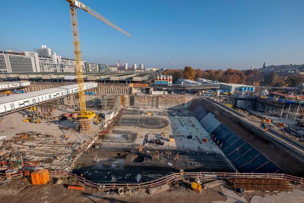 Dass für ein schlechtes Projekt schon viel Geld versenkt wurde, ist kein Grund, noch mehr hinterherzuschmeißen: S-21-Baugrube im Stuttgarter Schlossgarten.