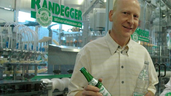 Clemens Fleischmann, Geschäftsführer der Randegger Ottilienquelle, die als ökologisch vorbildlich gilt.