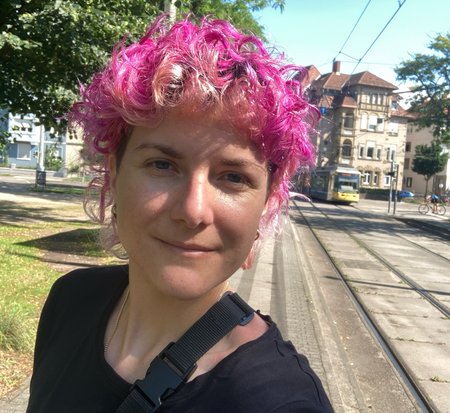 "Ökofeministin. Kommunistin. Queer." – so stellt sich Franziska Meinherz im Netz vor. Foto: privat "Ökofeministin. Kommunistin. Queer." – so stellt sich Franziska Meinherz im Netz vor. Foto: privat