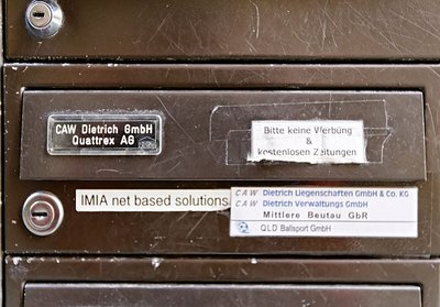 Familie Dietrichs (Briefkasten-)Firmen. Foto: Jo E. Röttgers