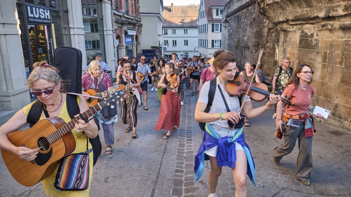 Durch die Altstadt im Takt.