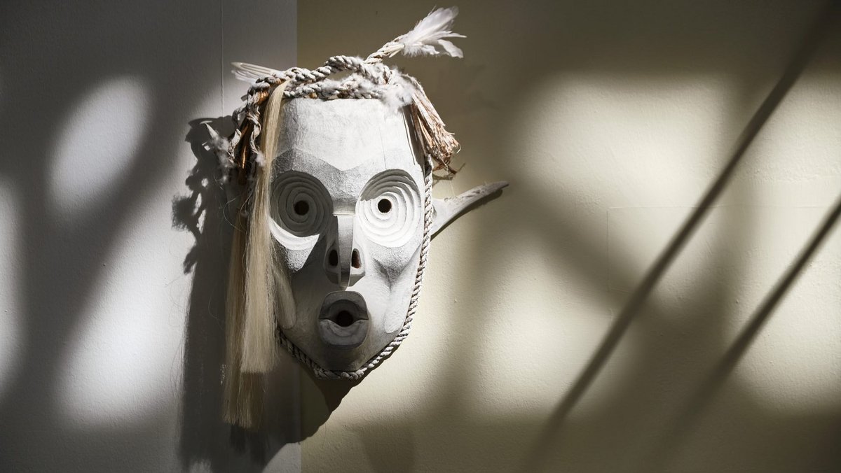 Maske von Alan Hunt. Maske von Alan Hunt.