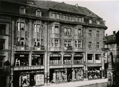Der Hemdenhersteller Iwan Leib forderte sein 1940 beschlagnahmtes Haus 1948 mit Erfolg zurück.