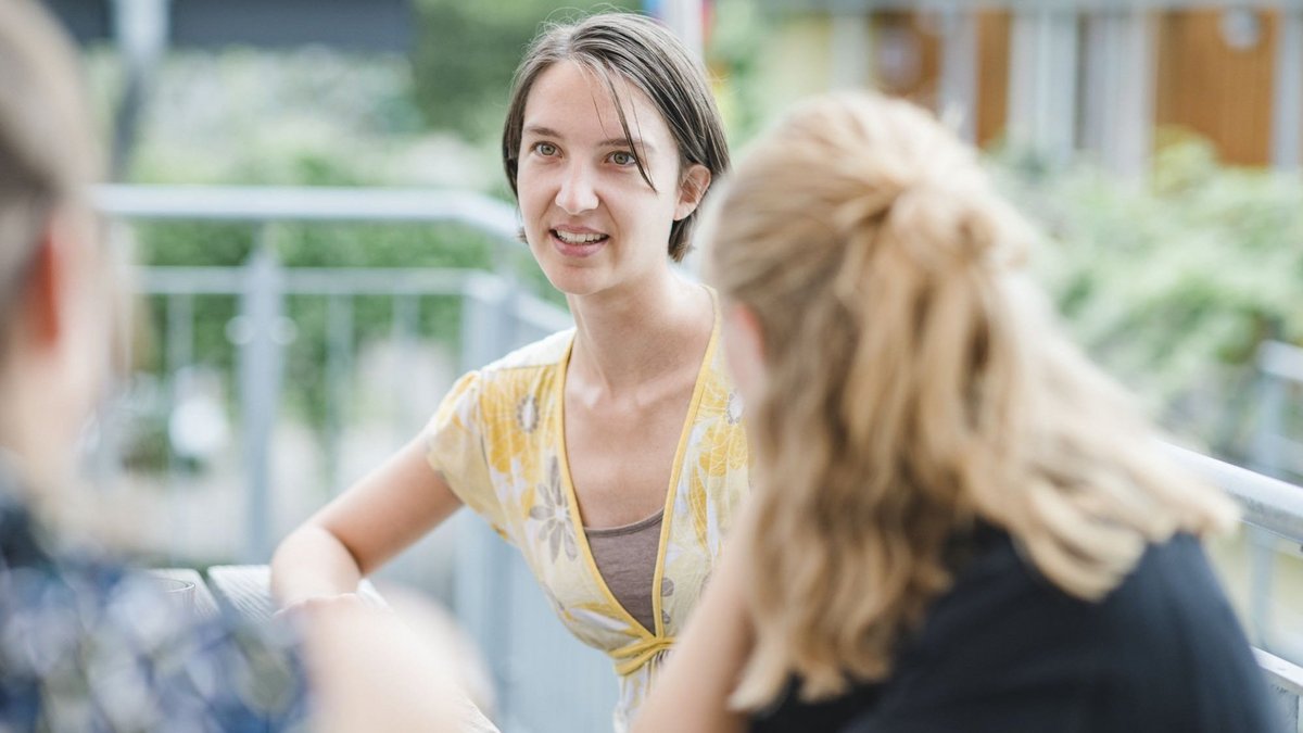 Britta Wasserloos bei der Teambesprechung, Freiburg, Sommer 2020. Foto: Minz&Kunst Photography/Yasemin aus dem Kahmen