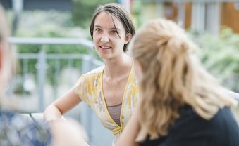 Frauennetzwerke fürs Überleben