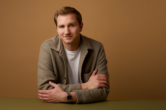 Kilian Hampel, Sozial- und Politikwissenschaftler und Co-Autor der Trendstudie Jugend in Deutschland. Foto: Marina Rosa Weigl
