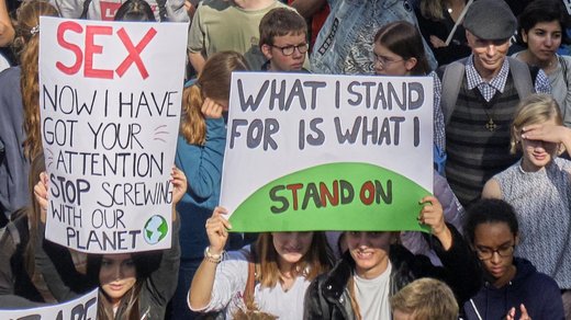 Sex als Mittel zum Zweck, von den Stuttgarter Fridays 2019 entdeckt. Foto: Joachim E. Röttgers