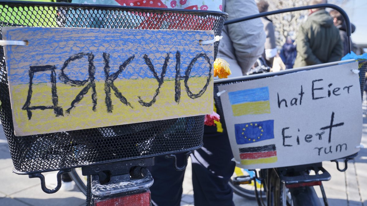 Kriegspropaganda kennt nur gut und böse ohne Zwischentöne. Foto: Joachim E. Röttgers