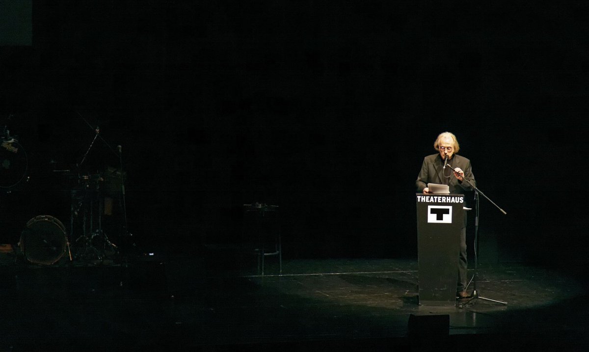 Stadtflaneur Joe Bauer hält eine Lobhudelei auf Kontext. Foto: Joachim E. Röttgers
