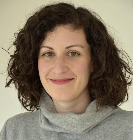 Grünen-Abgeordnete Sarah Hagmann will Praktikant:innen schützen. Foto: Stubawu, <a href="https://creativecommons.org/licenses/by-sa/4.0" title="Creative Commons Attribution-Share Alike 4.0">CC BY-SA 4.0</a>, <a href="https://commons.wikimedia.org/w/index.php?curid=148803723">Link</a>