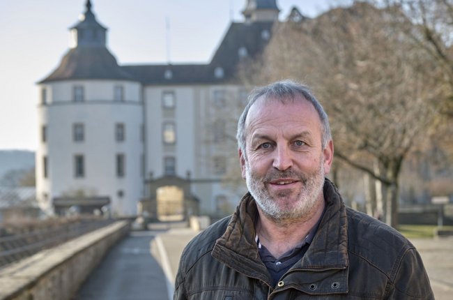 Die Türen bleiben zu: Ralf Garmatter vor dem Langenburger Fürstenschloss. Foto: Joachim E. Röttgers Die Türen bleiben zu: Ralf Garmatter vor dem Langenburger Fürstenschloss. Foto: Joachim E. Röttgers