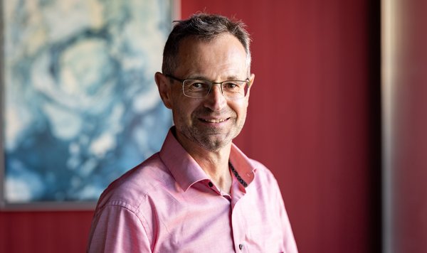 "Verseucht ist verseucht" – PFAS-Experte Michael Müller. Foto: Julian Rettig