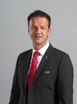 Jetzt ist er der Sündenbock: Fredi Bobic Foto: VfB