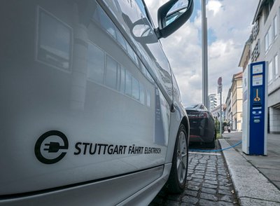 Elektromobilität macht nur mit 100 Prozent Ökostrom Sinn, findet Stadtwerke-Geschäftsführer Olaf Kieser.