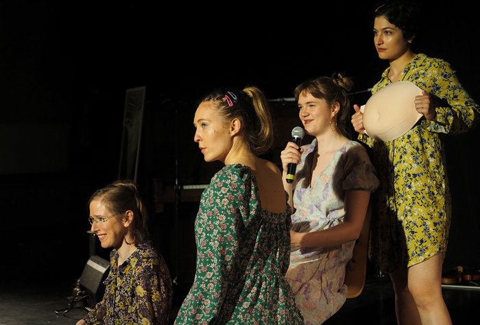 Von links: Laura Schwind, Daniela Zib, Annika Spegg und Niayesh Ebrahimi.