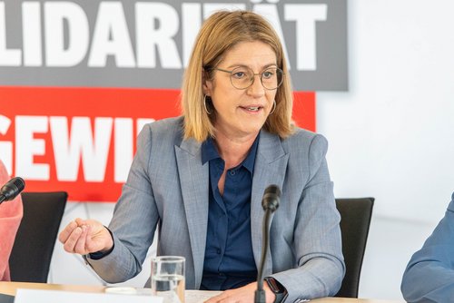 IG-Metall-Bezirkschefin Barbara Resch: Mehr Unternehmen könnten abwandern. Foto: Jens Volle