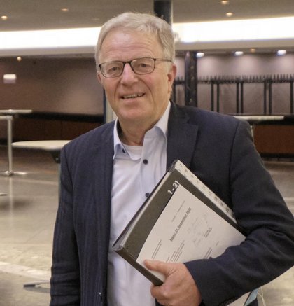 Martin Schairer ließ manchen Vorgang im Aktenstapel versanden. Foto: Joachim E. Röttgers