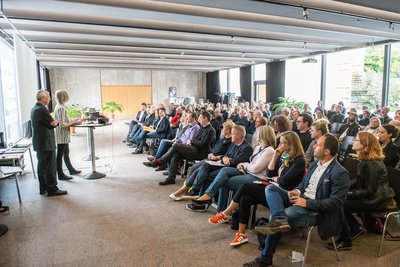 Diskussion im WKV: Wie viel Geld verdient die Kunst? Foto: Jens Volle Diskussion im WKV: Wie viel Geld verdient die Kunst? Foto: Jens Volle