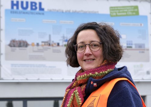 Betriebsratschefin Silvia Velasco kämpft mit ihren KollegInnen. Betriebsratschefin Silvia Velasco kämpft mit ihren KollegInnen.