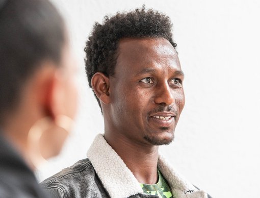 Negasi berichtet von einem eritreischen "Politics-Kurs" – "Gehirnwäsche und Propaganda".