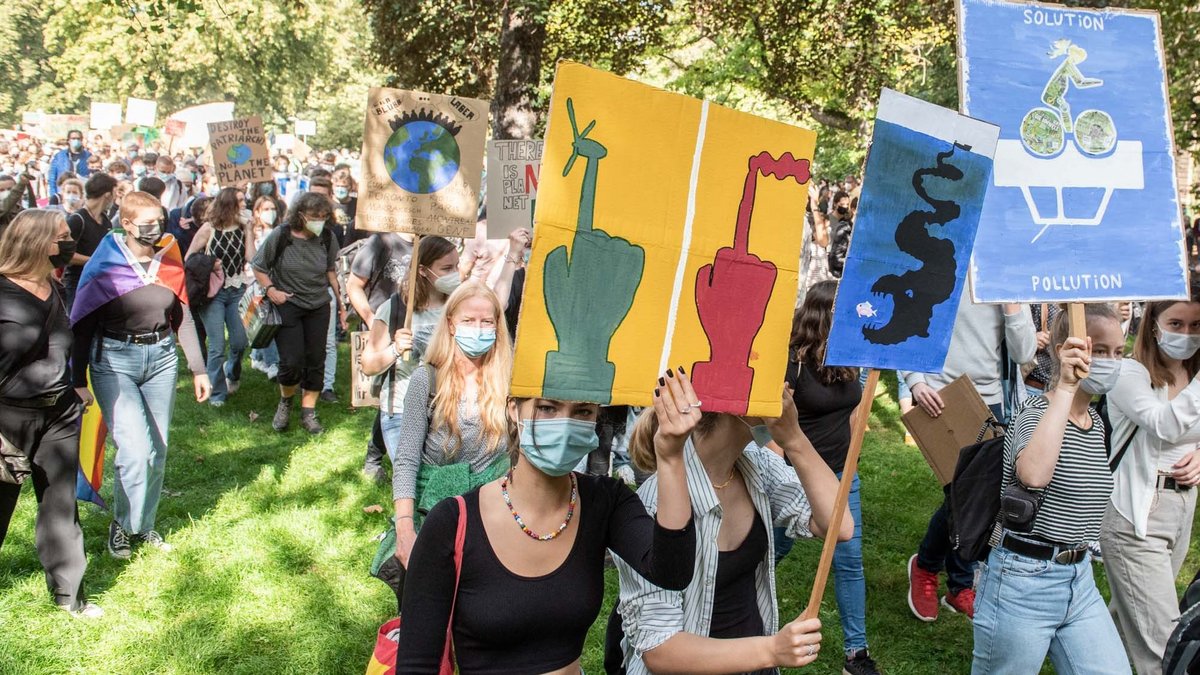 Starkes Zeichen für den Wandel: der Klimastreik am 24. September 2021. Mehr Fotos aus Stuttgart mit Klick auf den Pfeil.