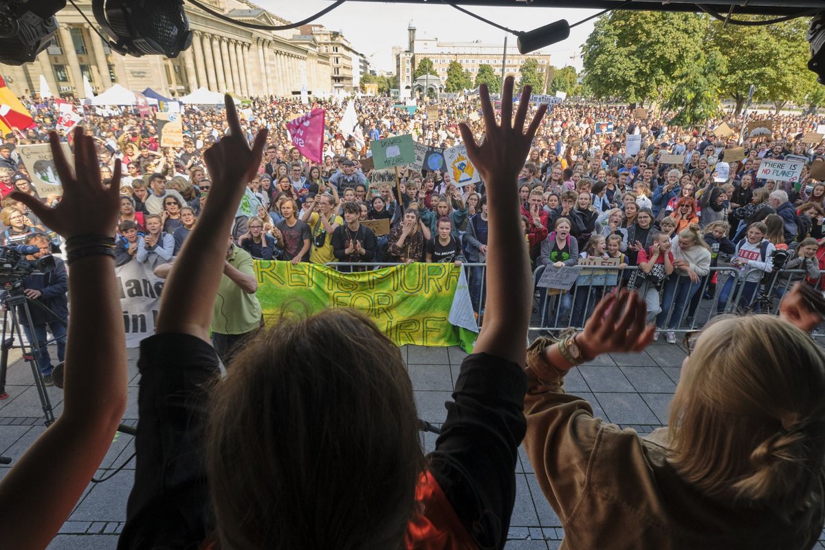 Die Kundgebung am Schlossplatz. 