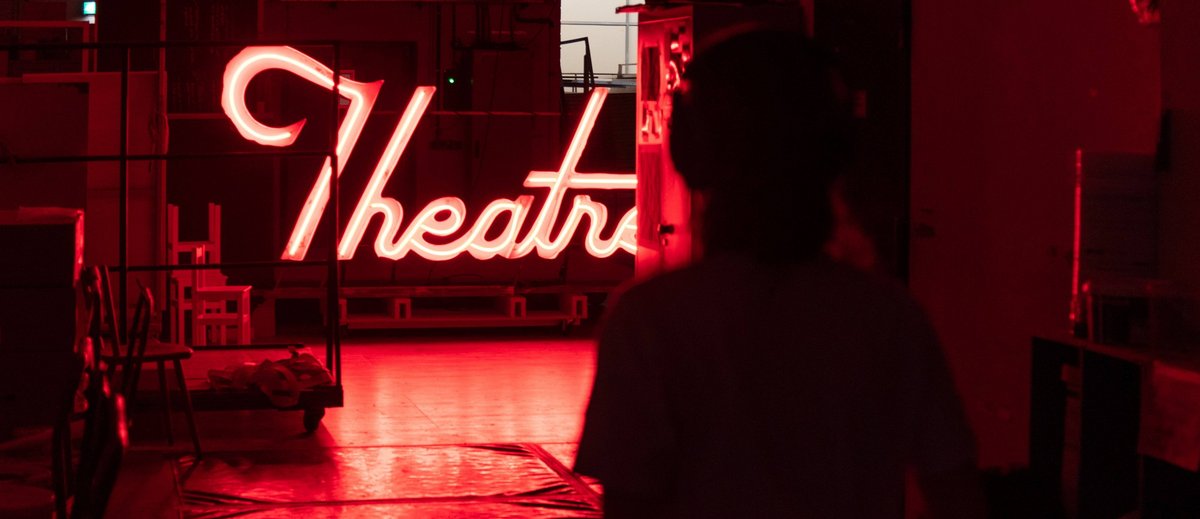 Einsamkeit des Zuschauers hinter der Bühne: "Blackbox Phantomtheater", eine Corona-Inszenierung des Schauspiels Stuttgart. Foto: Björn Klein