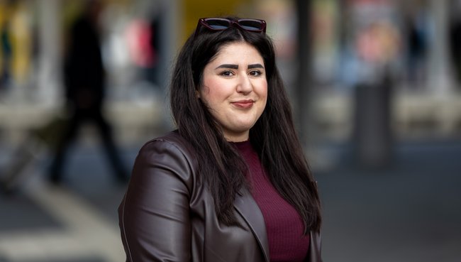 Mersedeh Ghazaei vom Vorstand der Linken in Baden-Württemberg meint: "Gäbe es die Rote Hilfe nicht, müsste man sie erfinden." Foto: Julian Rettig