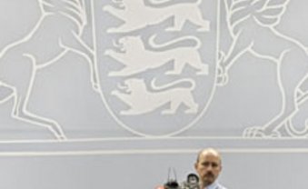 Leere Stühle und Tabus
