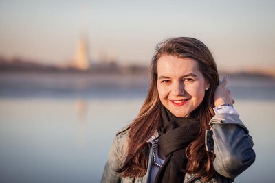 Chefredakteurin Pauline Tillmann. Foto und Screenshots: Deine Korrespondentinnen