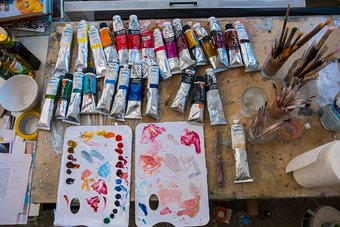 Allein für Material müssen die Kunststudierenden rund 150 Euro pro Monat aufbringen.