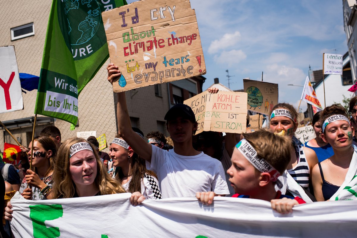 Skolstrejk for Klimatet: 2019 reicht's der Generation Z mit dem Versagen der Klimapolitik und sie erobert unter dem Label Fridays for Future die Straße.