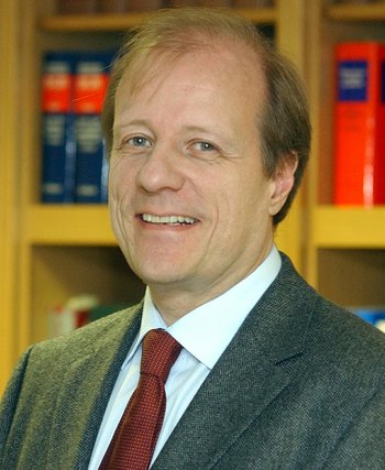 Will das "System Mappus" entflechten. Rechtsanwalt Jürgen Filius. Foto: Die Grünen