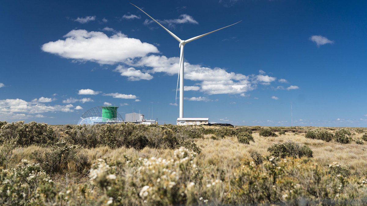 Eben nicht klimaneutral: die E-Fuel-Anlage Haru Oni mitten in der subpolaren Pampa. Foto: Porsche AG