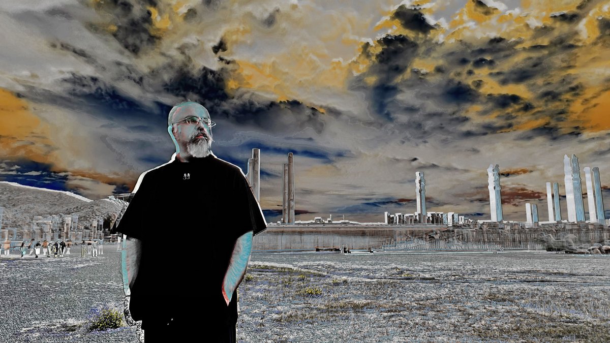 Elektronik-Musiker Sote alias Ata Ebtekar, der diesjährige Stargast – wenn er es schafft, aus Teheran anzureisen. Foto: Sote