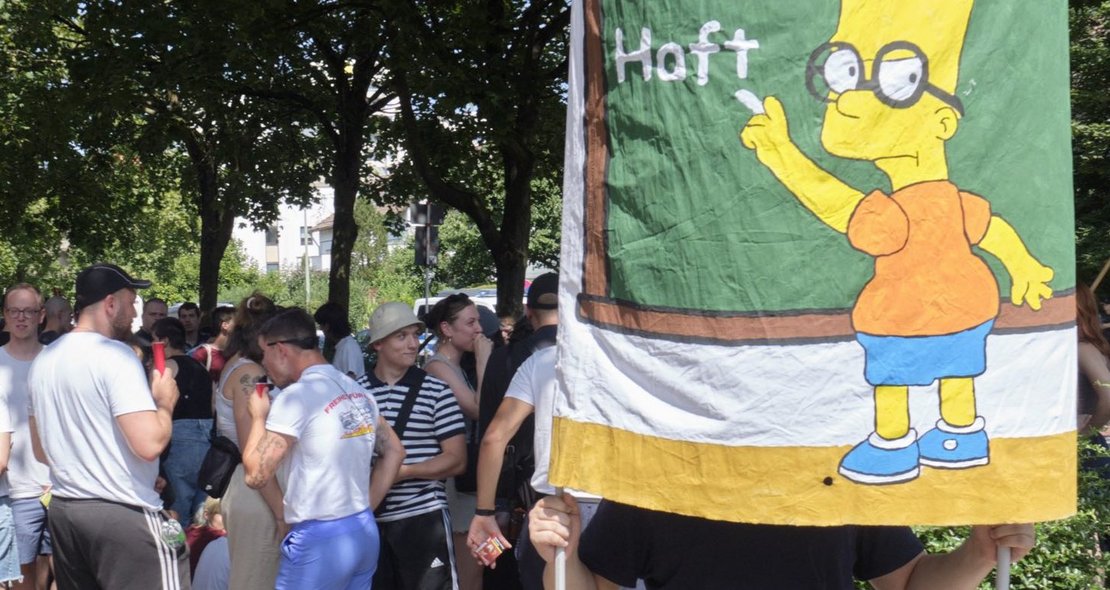 Mit Solidarität in den Knast