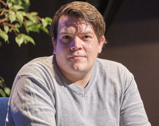 Ex-Nazi Felix Benneckenstein bekam kurz vor seinem Ausstieg aus der Szene selbst ein Stadionverbot. Ex-Nazi Felix Benneckenstein bekam kurz vor seinem Ausstieg aus der Szene selbst ein Stadionverbot.