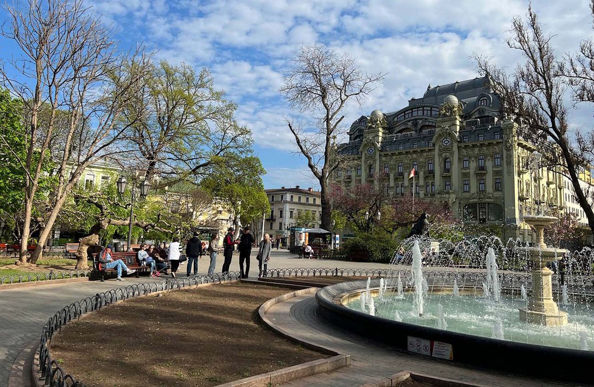 Die Front ist nur 100 Kilometer entfernt.