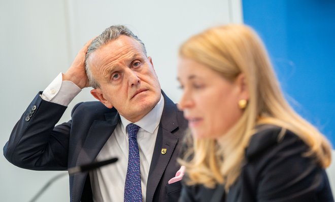 Wirken reichlich desillusioniert: Stuttgarts OB Frank Nopper (CDU) und Bahnchefin Evelyn Palla. Foto: Jens Volle