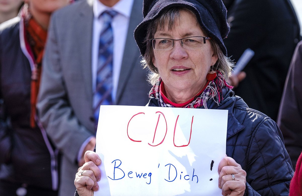 Frommer Wunsch? Aktion auf dem Frauentag 2018 in Stuttgart. Fotos: Joachim E. Röttgers