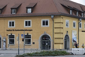 ifa-Galerie im Alten Waisenhaus am Charlottenplatz. Foto: Joachim E. Röttgers